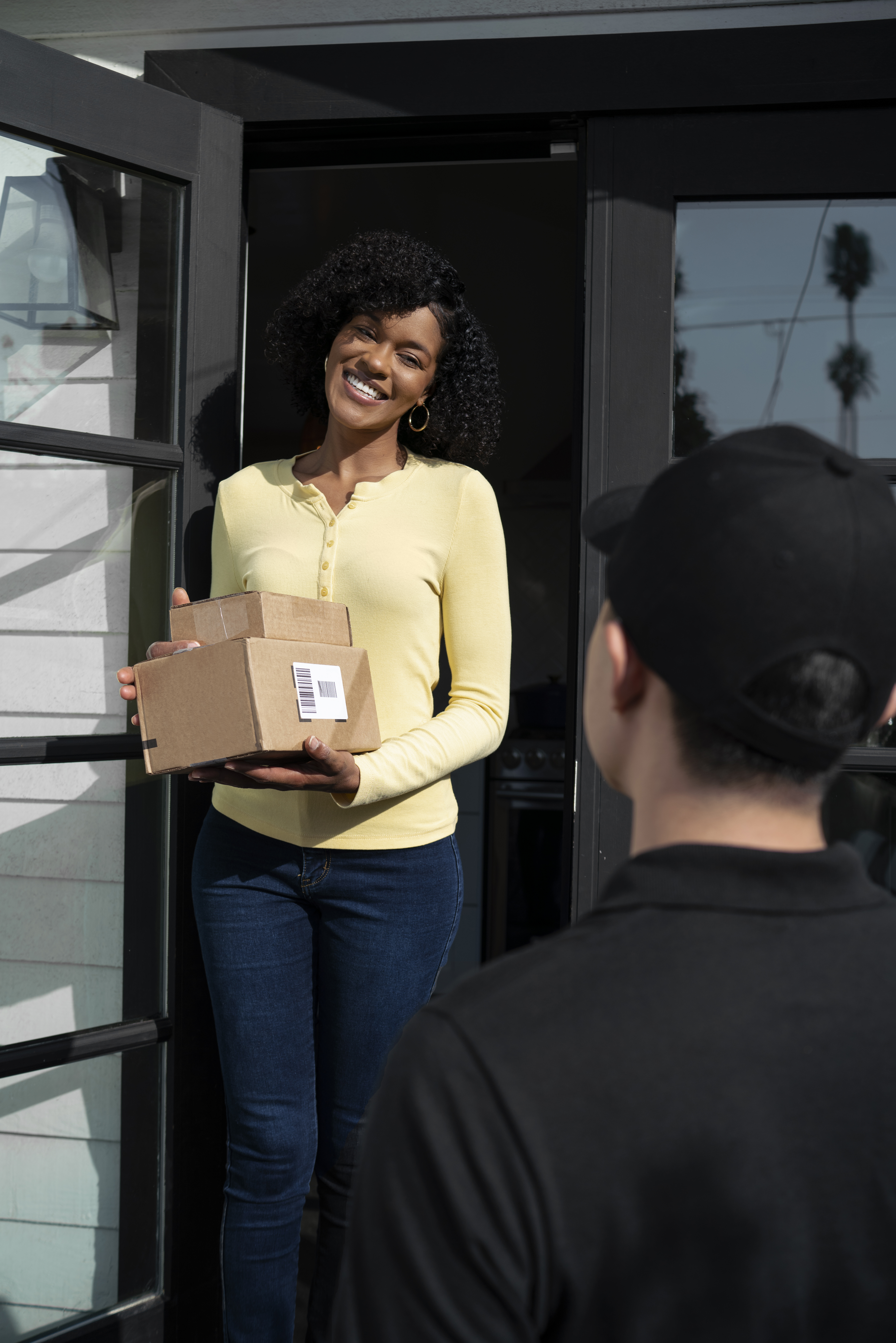 Choosing a Courier Service in Toronto - Crunch Courier